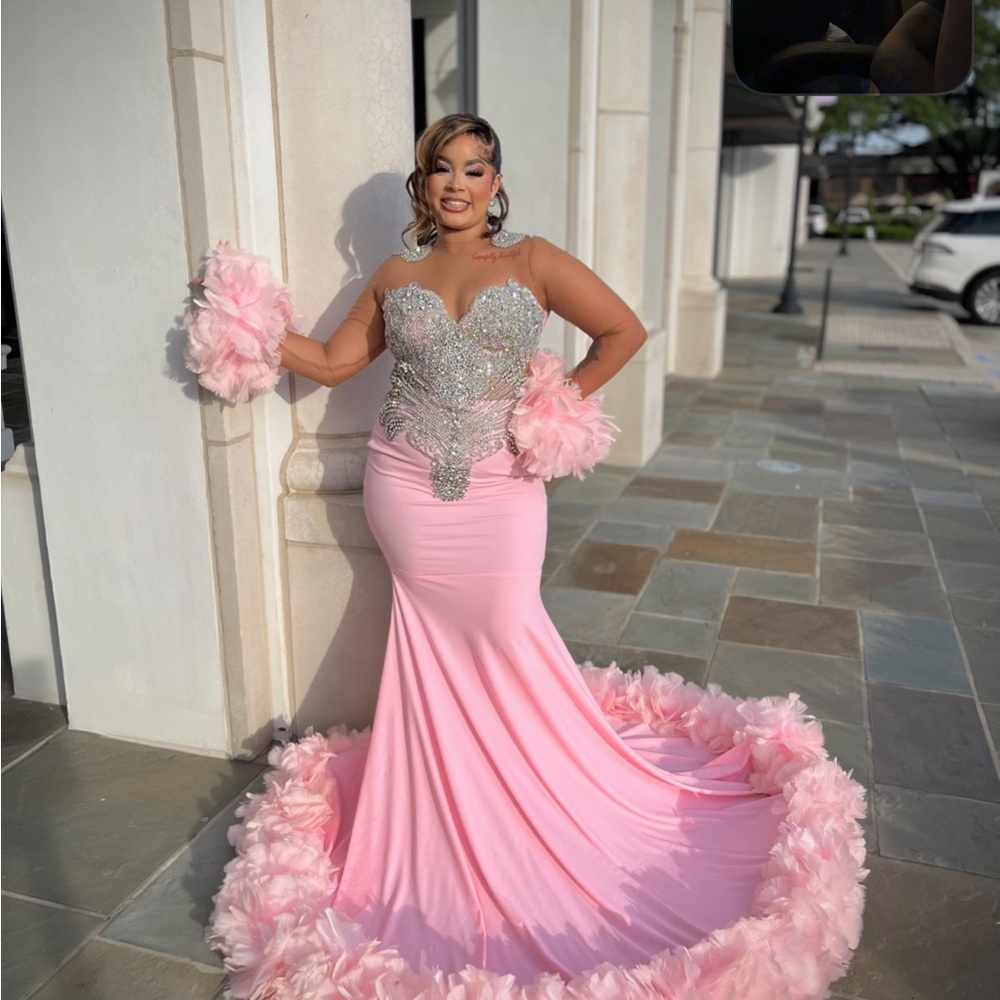 & Other Stories Pink Maxi Dress - Picture 2 of 3